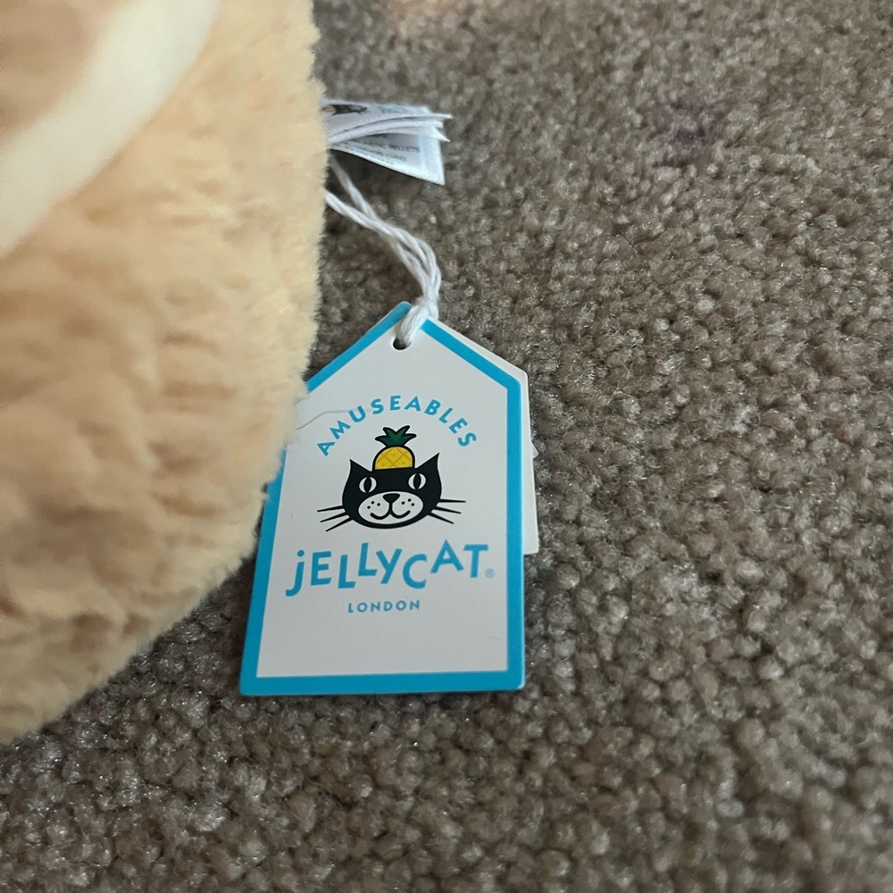 Jellycat Cake New with Tags - Picture 2 of 13
